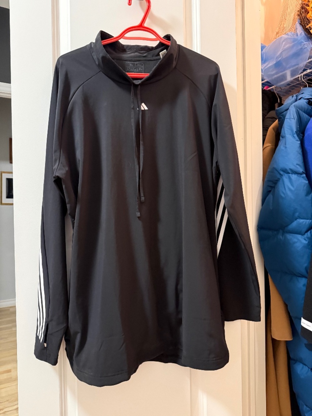 Adidas pull over sweater